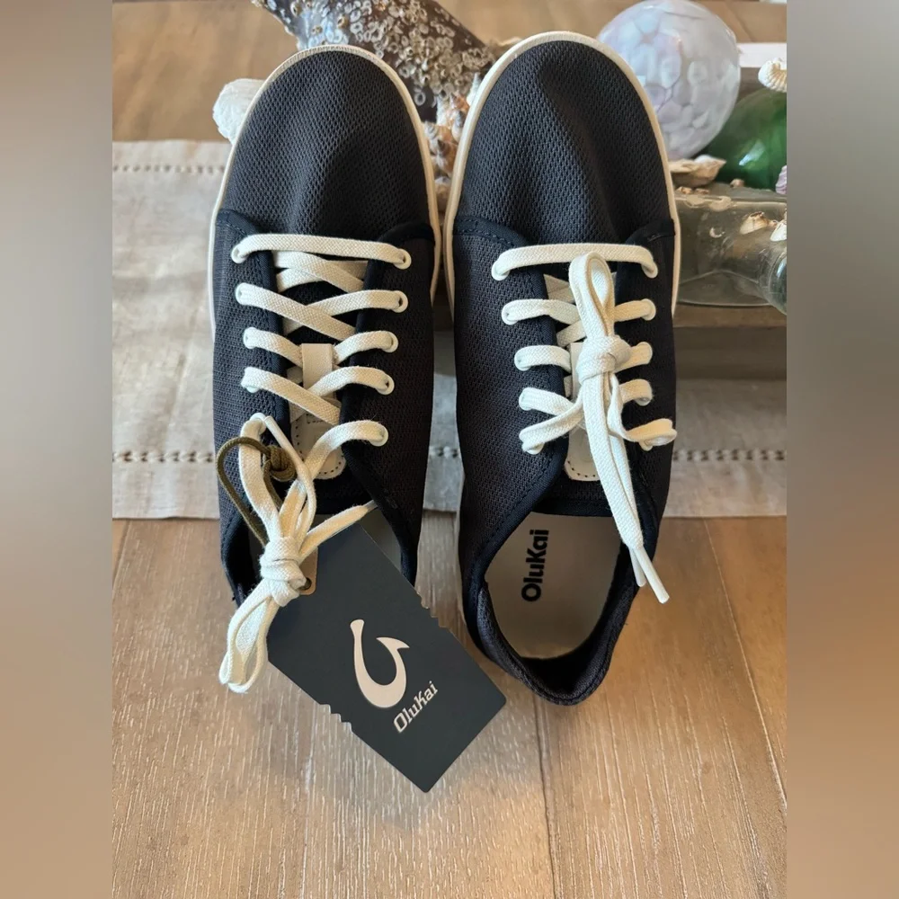 OluKai Pehuea Li Sneakers, Black & White Sand, NWT, Women’s Multiple Sizes - Picture 3 of 16